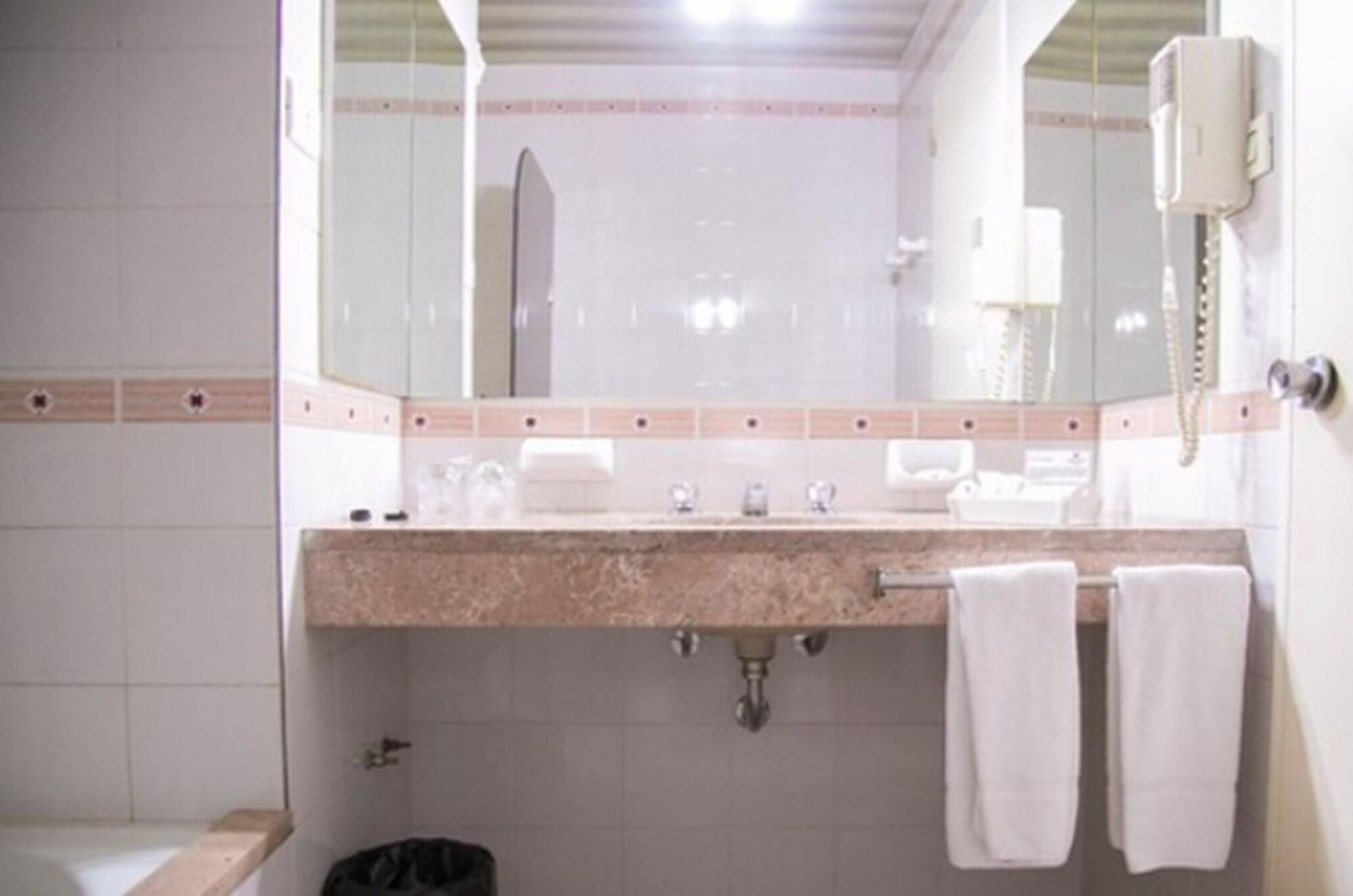 Hotel Alkazar